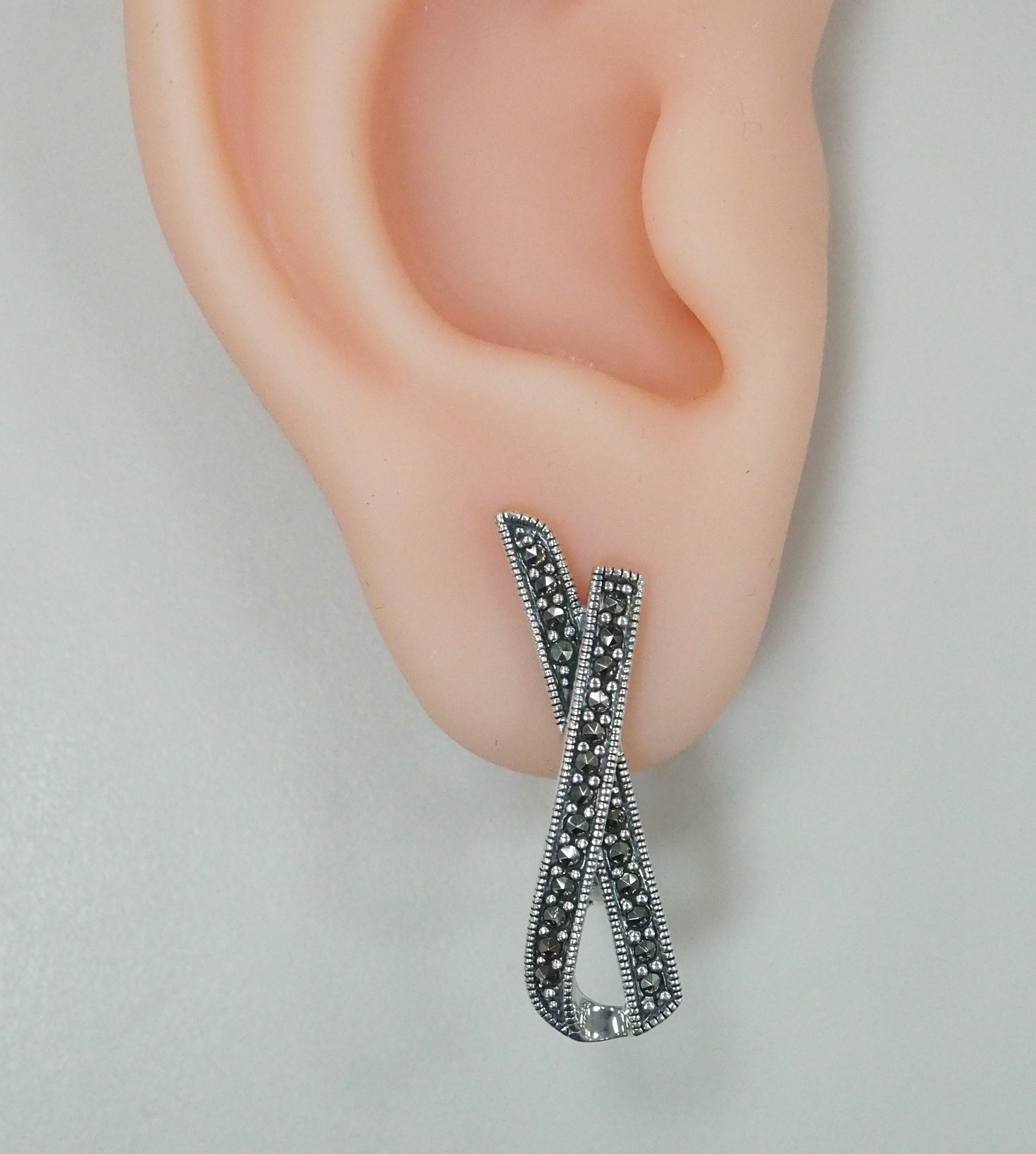 Серебряные серьги с марказитами